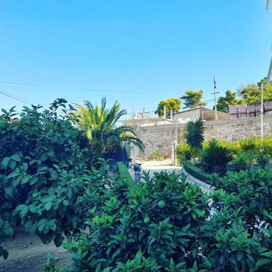 Vila Marjana Sarandë Esterno foto